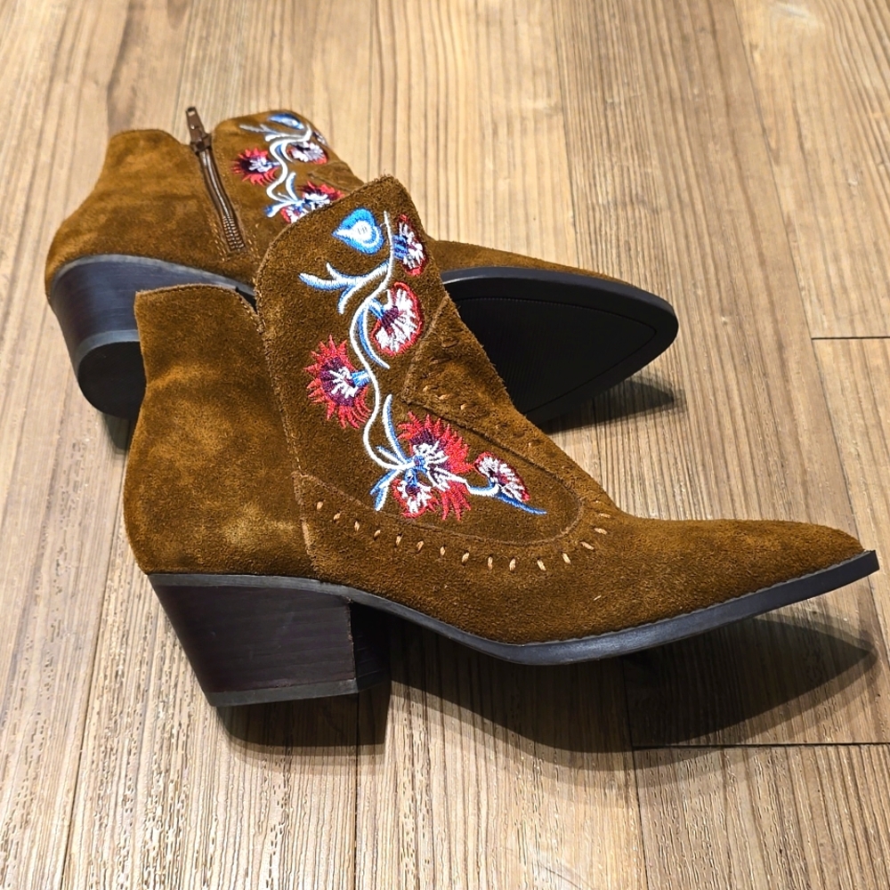 CARLOS Vivian Embroidered Suede Ankle Boots Womens Sz 7.5 Brown Carlos Santana - Picture 4 of 6